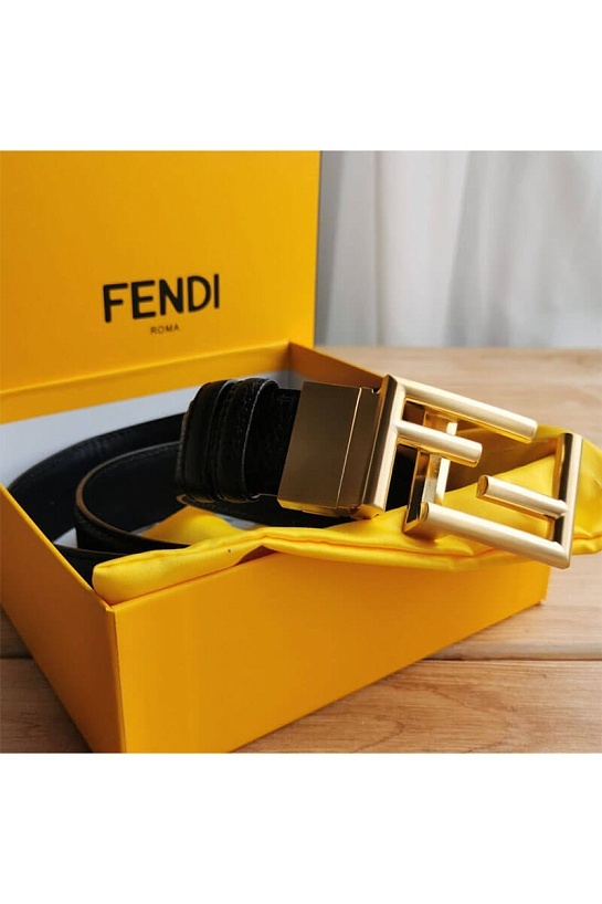 Кожаный ремень Fendi чёрного цвета (длина 90 / 95 см)