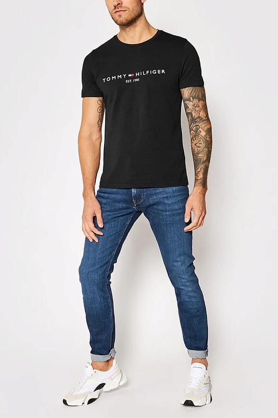 Футболка чёрного цвета Tommy Hilfiger Core Logo