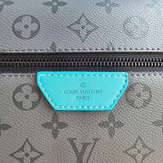 Рюкзак Louis Vuitton Discovery Monogram Eclipse Reverse 38х30 см