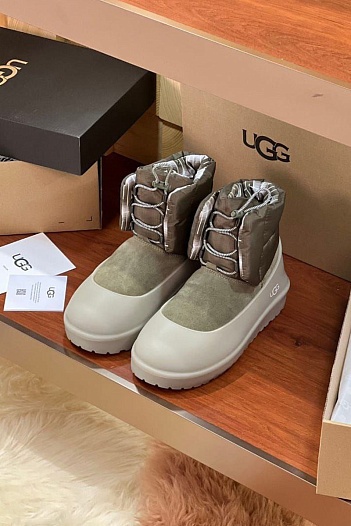 Ботинки UGG Maxi Toggle - Dune   