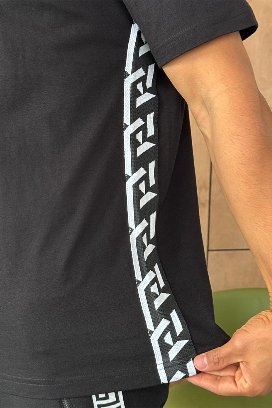 Чёрная мужская футболка Versace La Greca trim