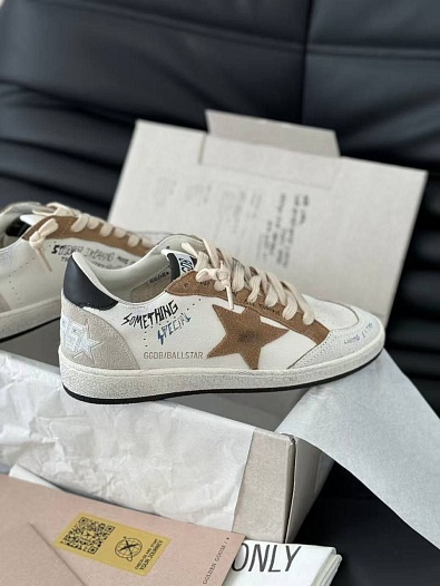 Женские кожаные кроссовки Golden Goose Ball Star Premium - Beige / White   