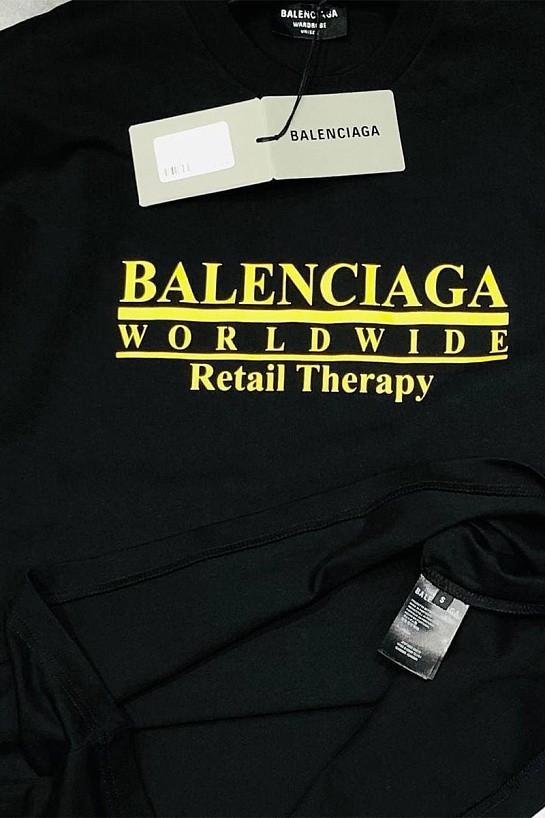 Чёрная оверсайз футболка Balenciaga