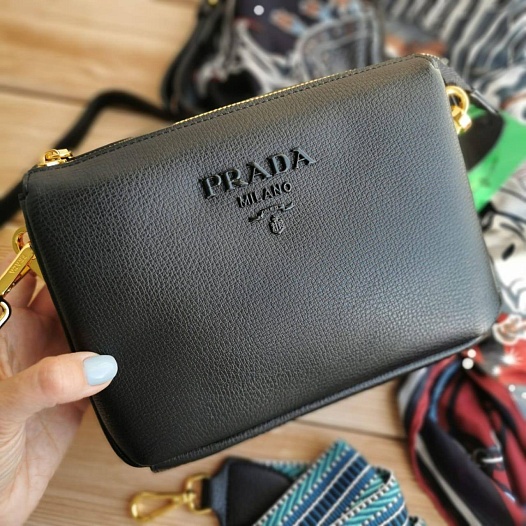Кожаная сумка Prada 24x16 см - Black   