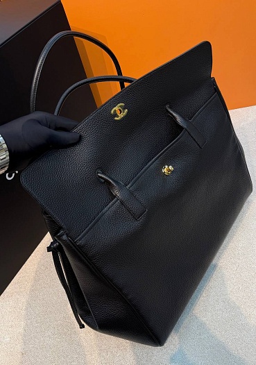 Кожаная сумка Chanel Shopping premium 45x32x17 см   