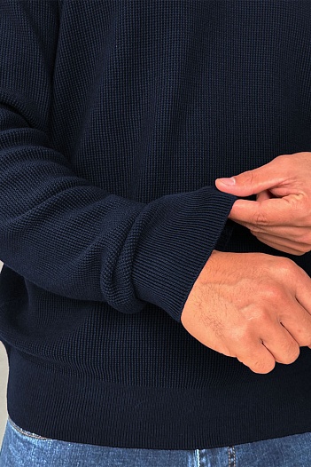 Мужской джемпер синего цвета Hugo Boss logo-embroidered   