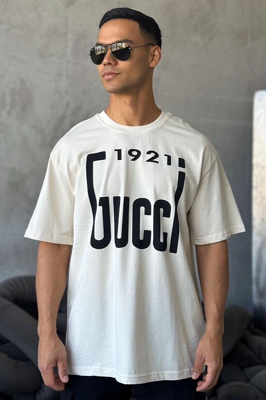 Оверсайз футболка Gucci 1921 logo - Beige
