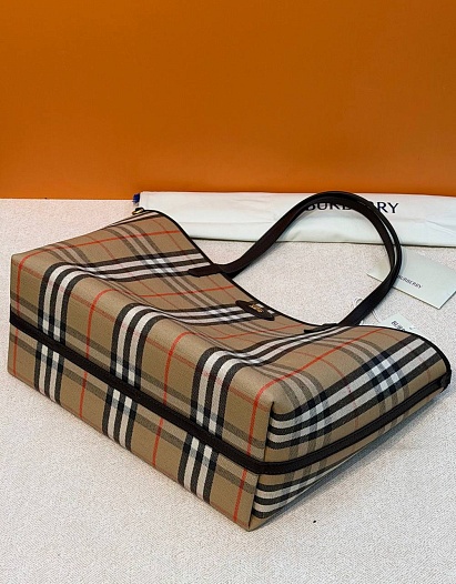 Кожаная сумка Burberry Medium Reversible Bloomsbury ​premium 37,5x17x30 см   