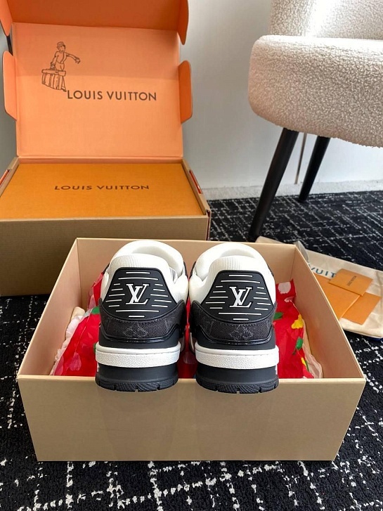 Женские кожаные кроссовки Louis Vuitton Trainer Monogram premium