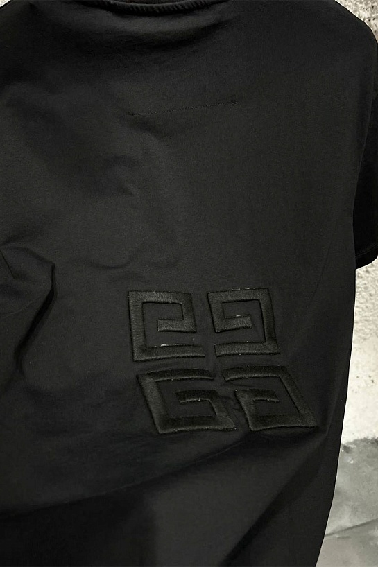 Зелёная оверсайз футболка Givenchy embossed logo