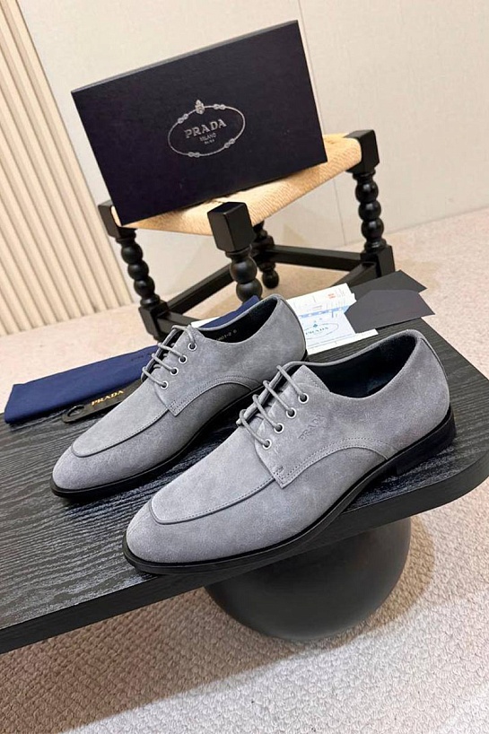 Мужские замшевые ботинки Prada