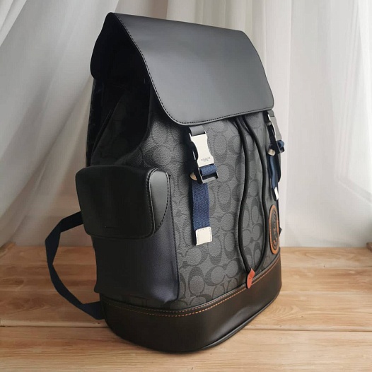 Кожаный рюкзак Coach Rivington 40x30 см   