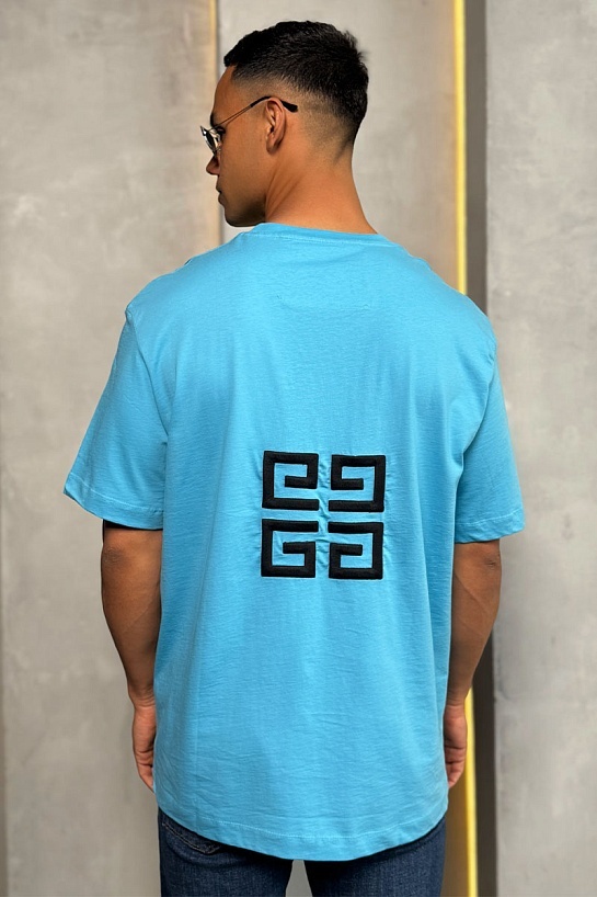Голубая оверсайз футболка Givenchy embossed logo