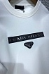 Серая оверсайз футболка Prada Milano metallic-logo