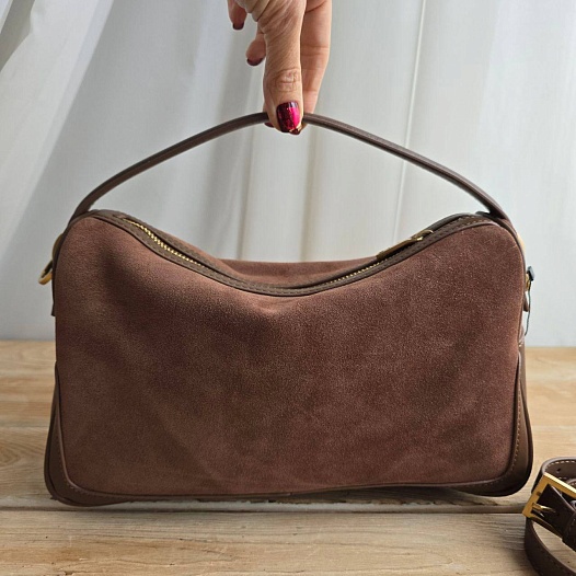 Замшевая сумка Yves Saint Laurent 29x18 см   