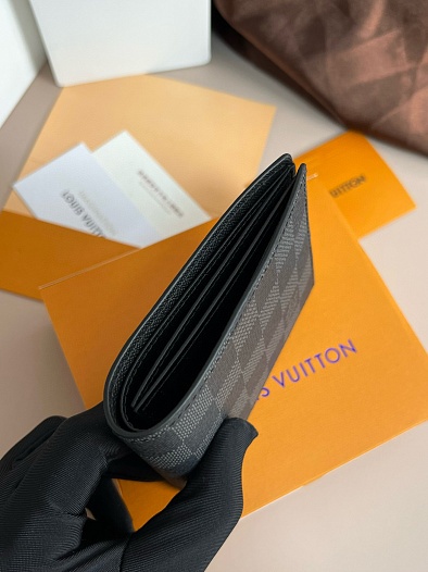 Кожаный кошелёк Louis Vuitton Slender Premium 11x8.5x1 см   