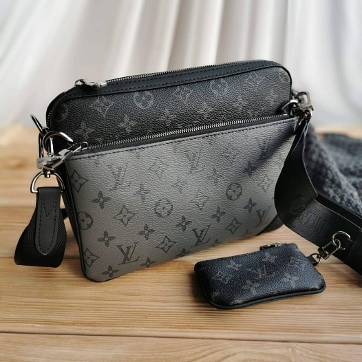 Кожаная сумка Louis Vuitton Trio Messenger Monogram Eclipse 24x18 см   