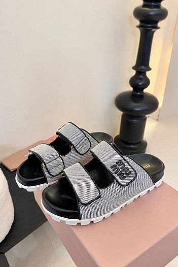 Женские шлёпанцы MIU MIU серого цвета   