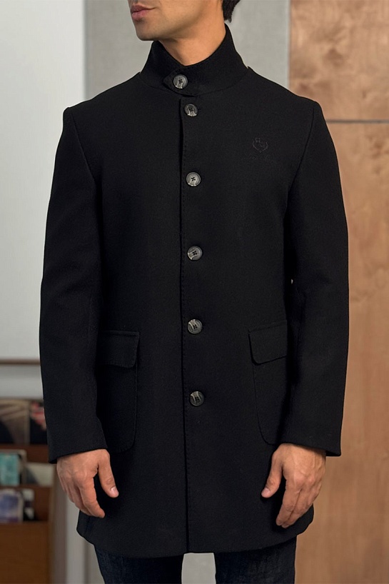 Мужское пальто чёрного цвета Loro Piana