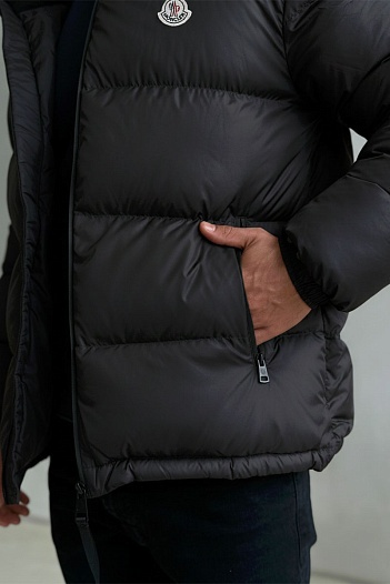 Утеплённая куртка Moncler Peuplier logo-patch - Black   