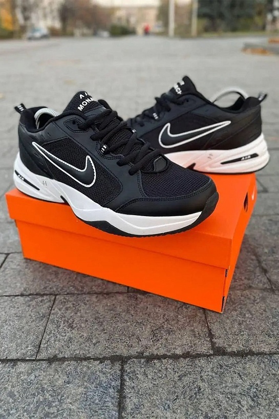 Кроссовки Nike Air Monarch - Black / White