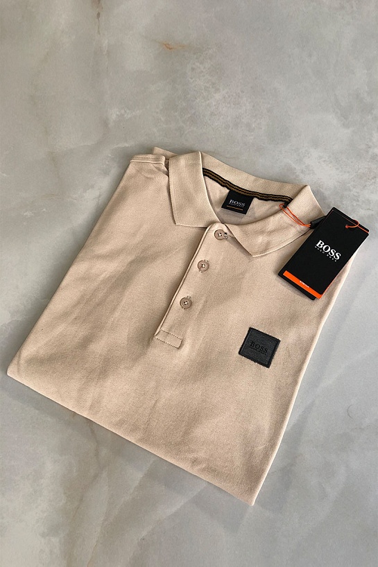 Мужское бежевое поло Hugo Boss