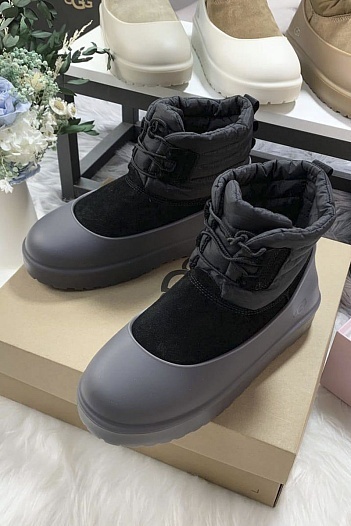 Женские ботинки UGG Classic Mini Lace-Up - Black   
