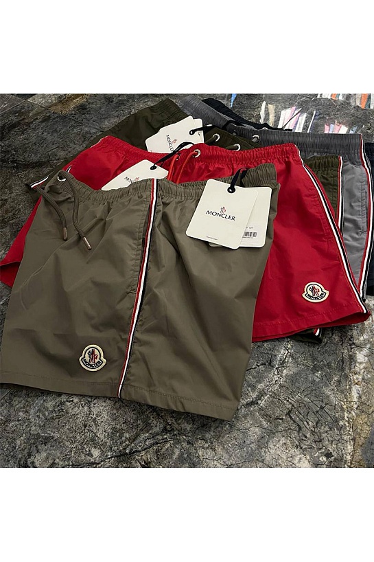 Мужские серые шорты Moncler logo-patch