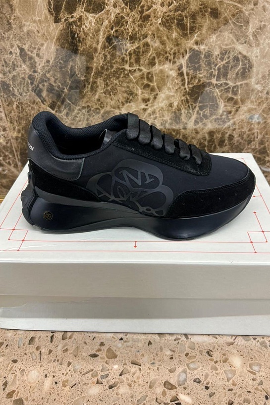 Мужские чёрные кроссовки Alexander McQueen