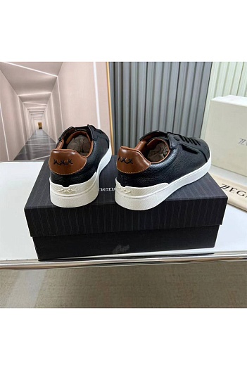 Кожаные кроссовки Ermenegildo Zegna чёрного цвета   