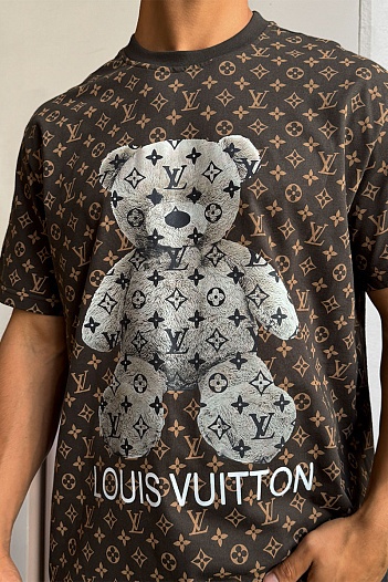 Коричневая оверсайз футболка Louis Vuitton Monogram All-over Bear   