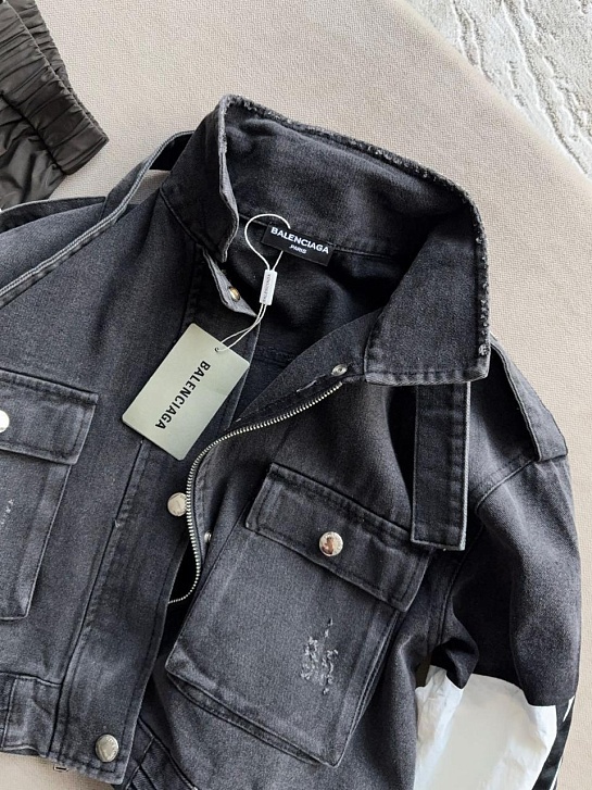 Женская джинсовая куртка Balenciaga