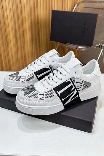 Кожаные кроссовки Valentino low-top - White / Black   