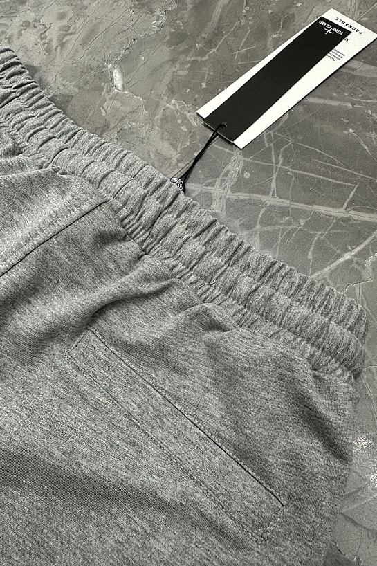 Мужские серые шорты Stone Island compass-patch