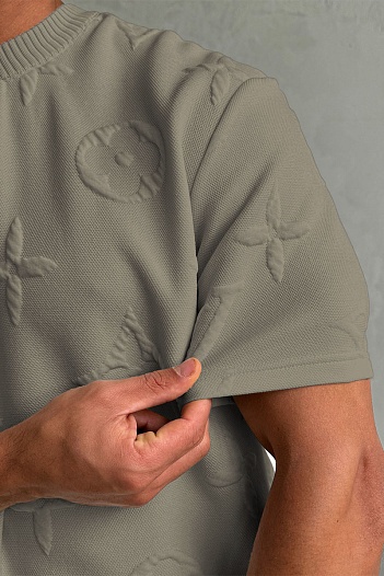 Оверсайз футболка Louis Vuitton Embossed Monogram - Beige   