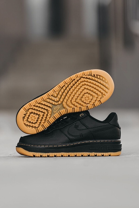 Кроссовки Nike Air Force 1 Luxe Low - Black / Gum