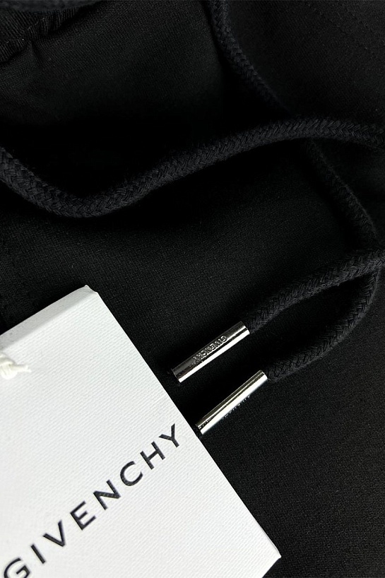 Мужские шорты Givenchy чёрного цвета