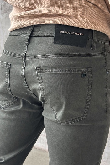Мужские джинсы цвета хаки Emporio Armani   