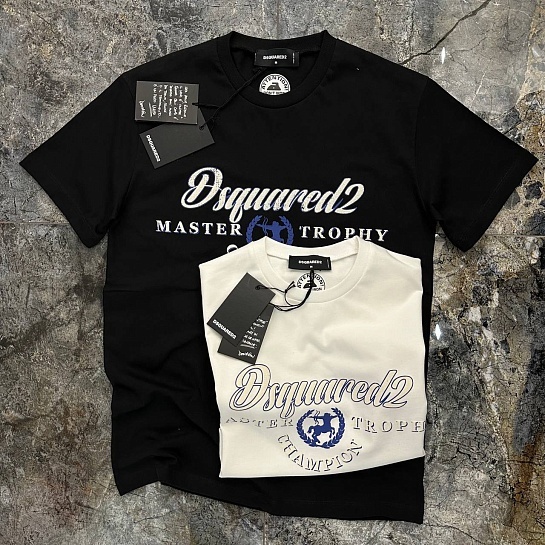 Мужская чёрная футболка Dsquared2 Master Trophy logo-print