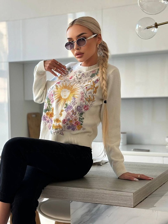 Женский белый свитер Dior