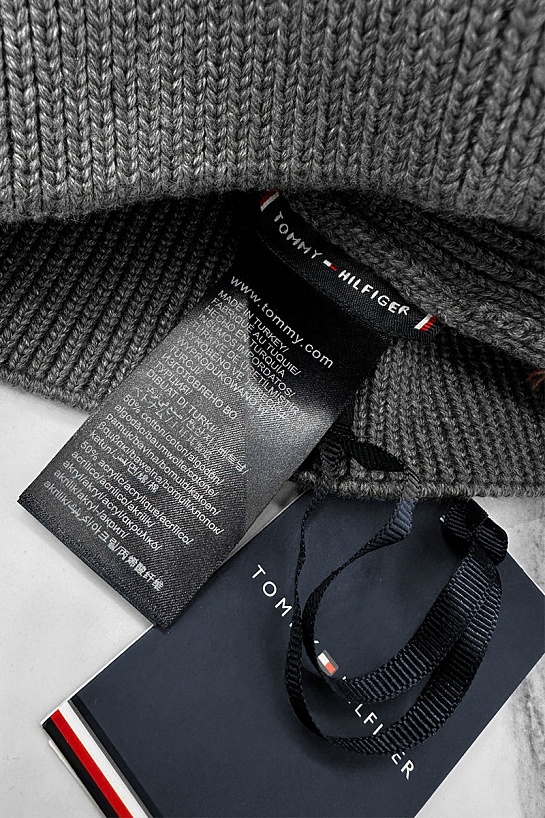 Мужская серая шапка Tommy Hilfiger logo-patch