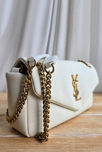 Кожаная сумка Yves Saint Laurent Calypso 24x11 см   