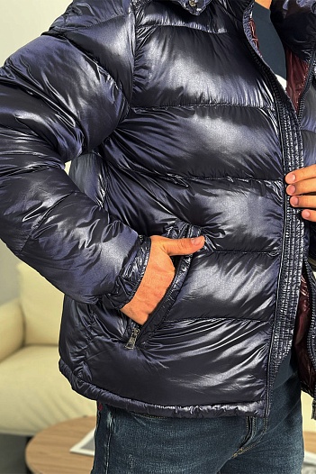 Тёмно-синий пуховик Moncler Maya logo-patch   