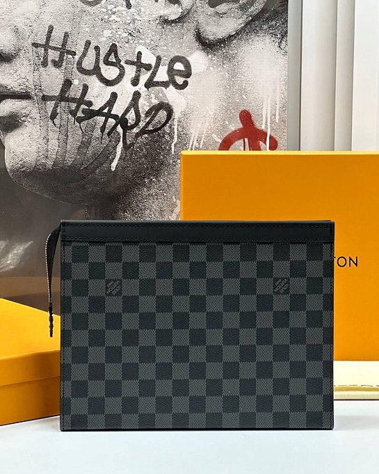 Клатч Louis Vuitton Pochette Voyage MM Damier Graphite Canvas Premium 27x21x6 см