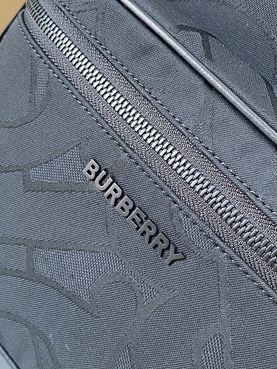 Нейлоновый рюкзак Burberry Premium 42.5x30x14.5 см   