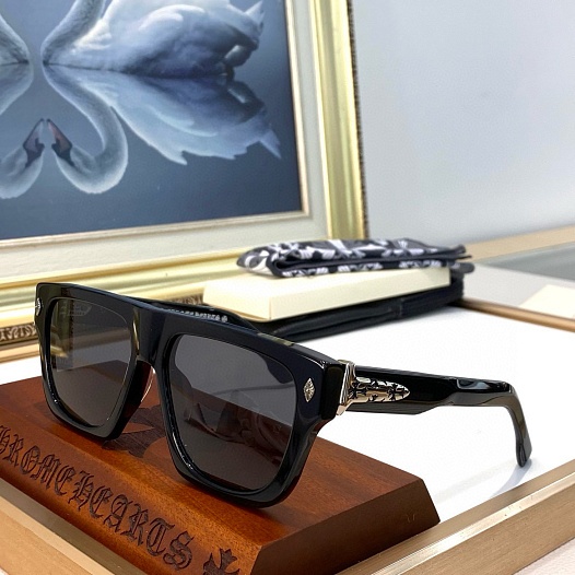 Солнцезащитные очки Chrome Hearts Charismadick   