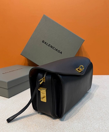 Кожаная сумка Balenciaga Le premium 33x13.5x10 см   