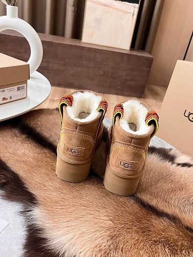 Женские ботинки UGG Ultra Mini Braid Platform - Brown   