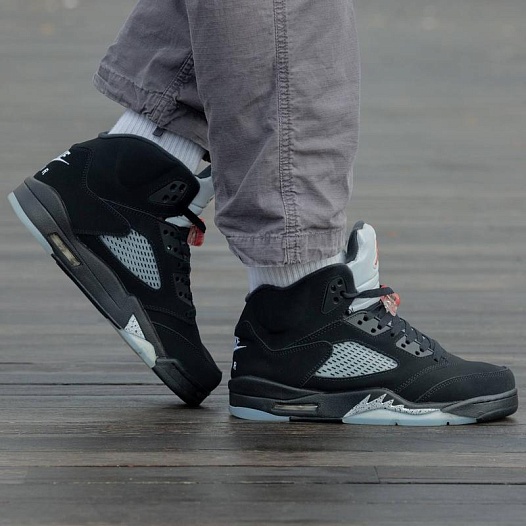 Кроссовки Nike Air Jordan 5 Retro Black Metallic   
