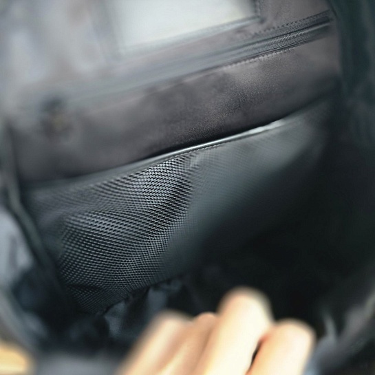 Чёрный текстильный рюкзак Alexander Wang 41x32 см